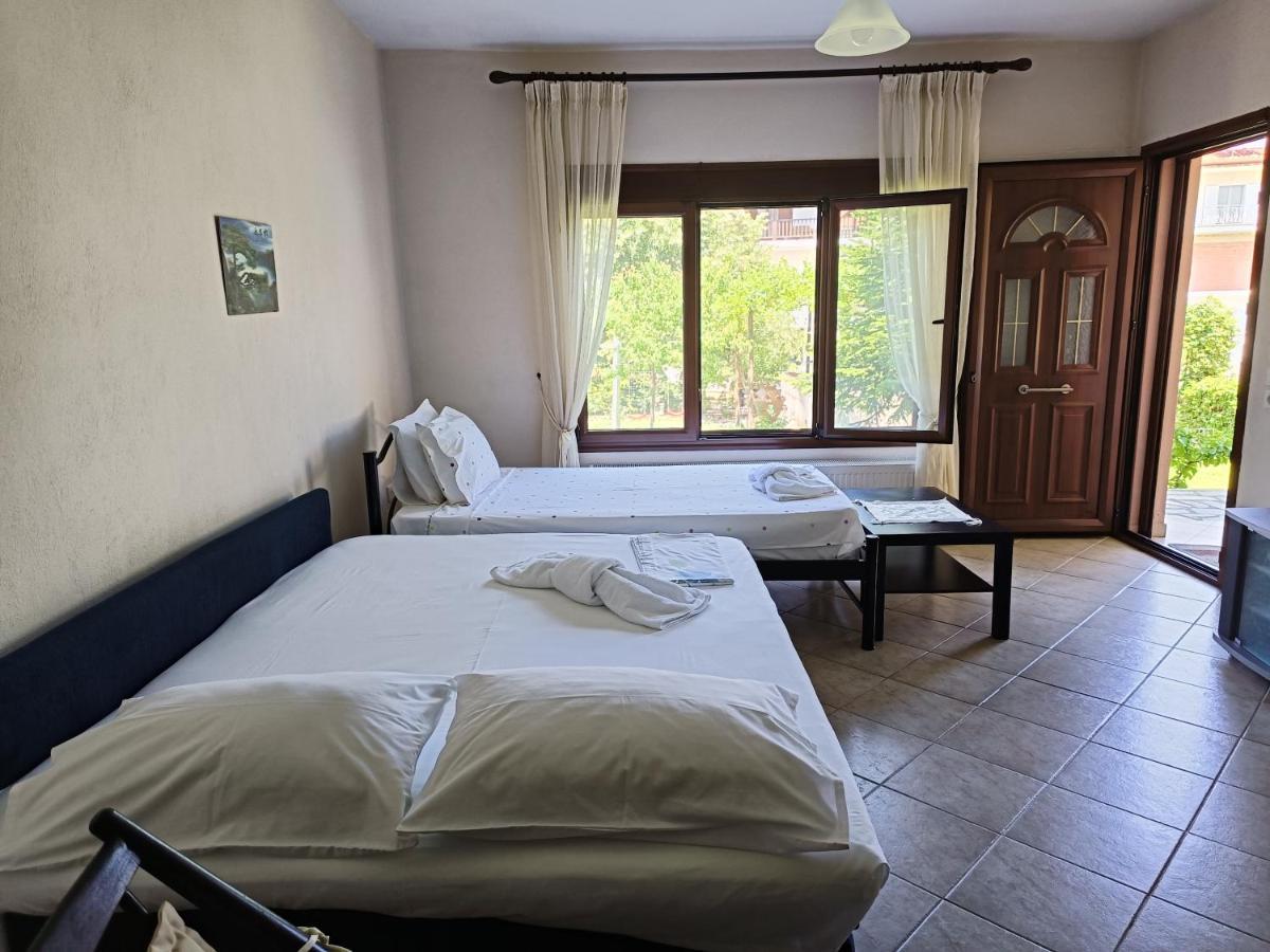 Apartment Voula Kourbeti *