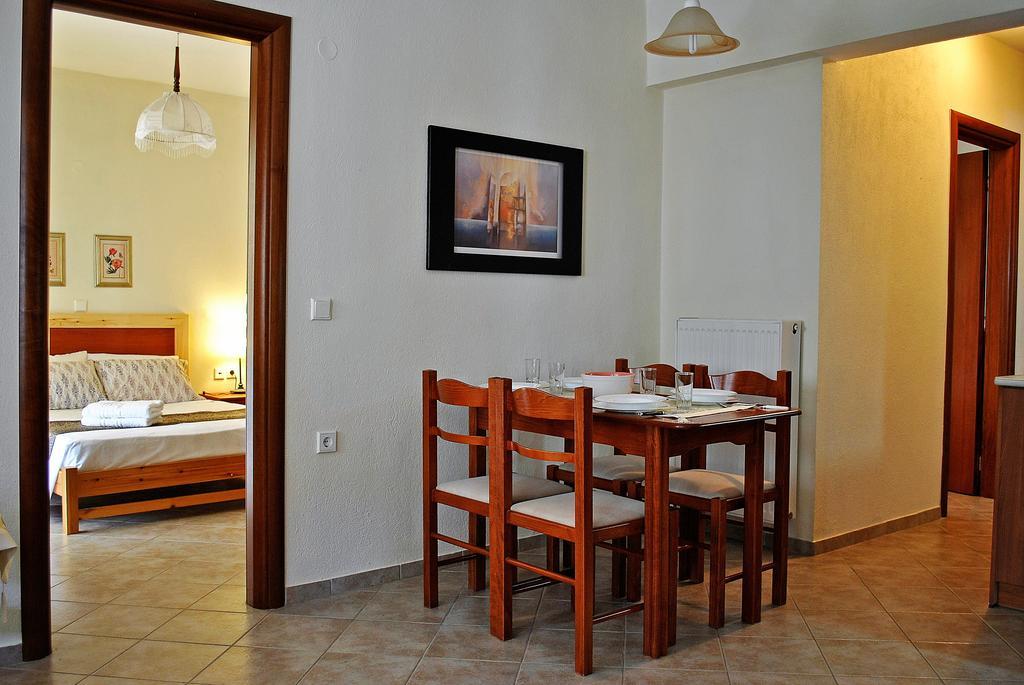 Voula Kourbeti Apartment